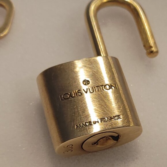 Louis Vuitton Padlock with Key #305. Made in France. - Picture 7 of 16